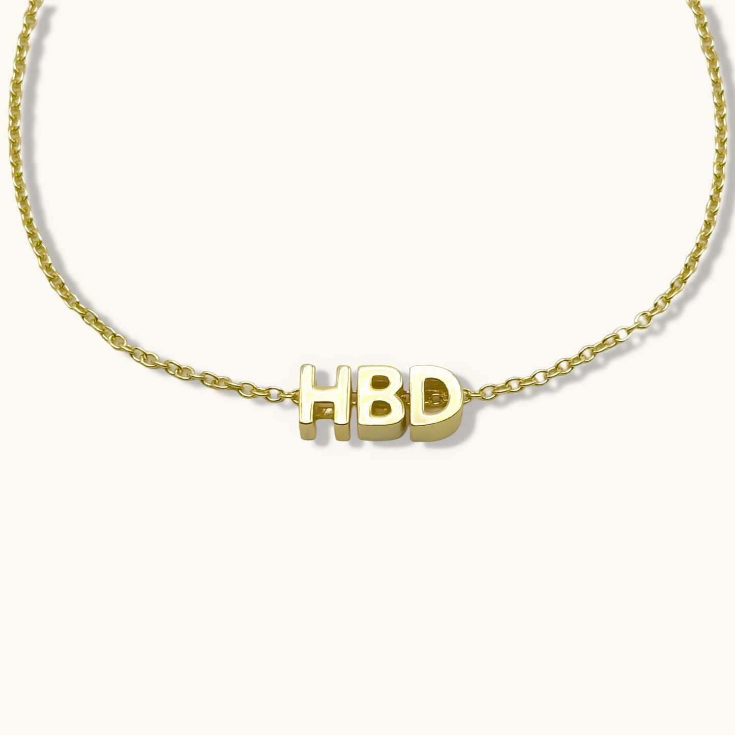HBD en pulsera ajustable o collar a elección