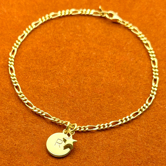 Round Initial with Star Charm in Rolo Chain Bracelet