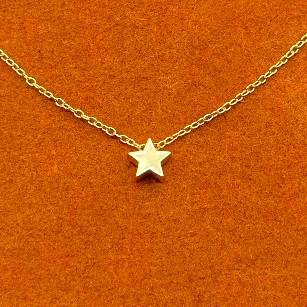 Collar de estrella pequeña