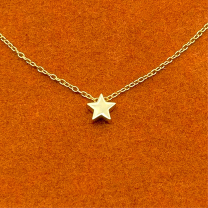 Collar de estrella pequeña