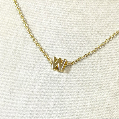 Collar con el alfabeto