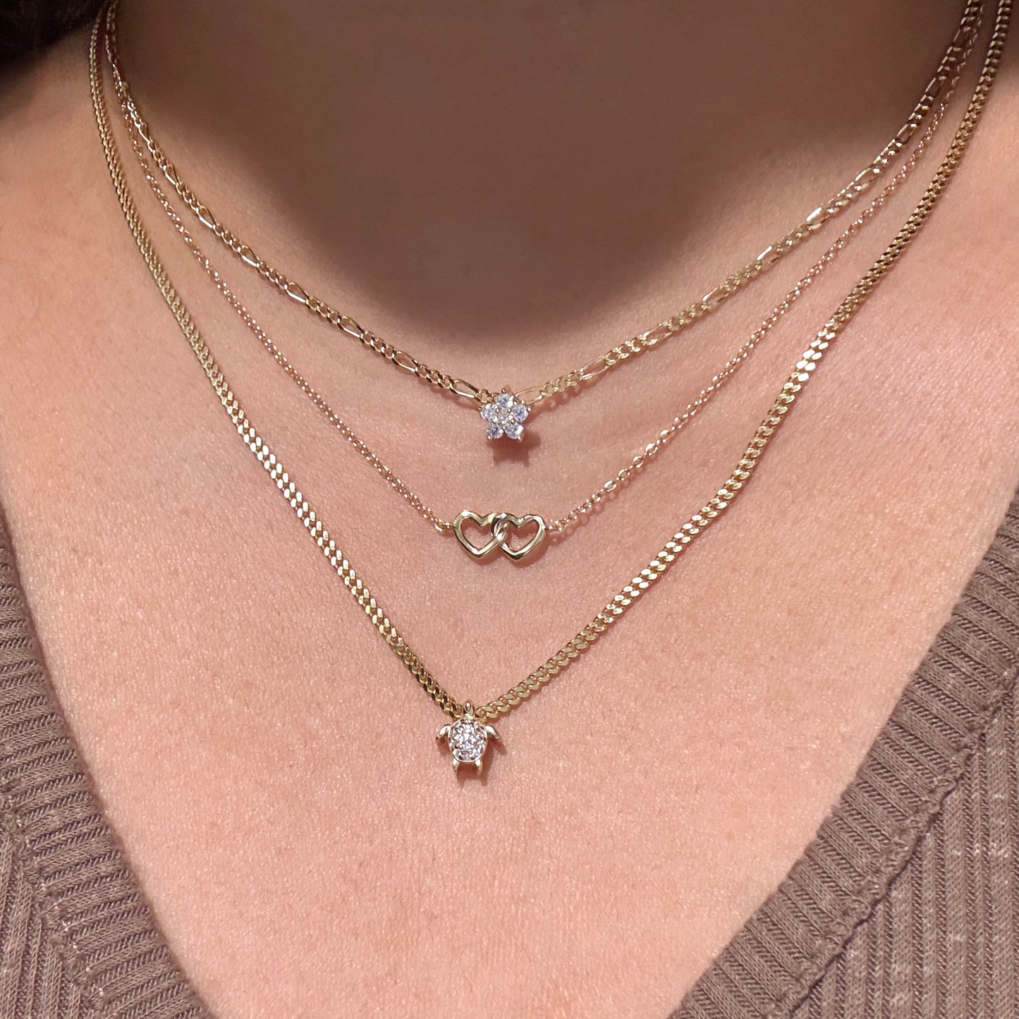 Piedra preciosa de tortuga en collar o pulsera a elegir