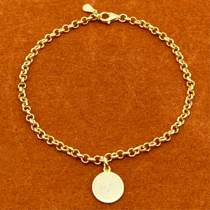 Round Initial in Rolo Chain Bracelet