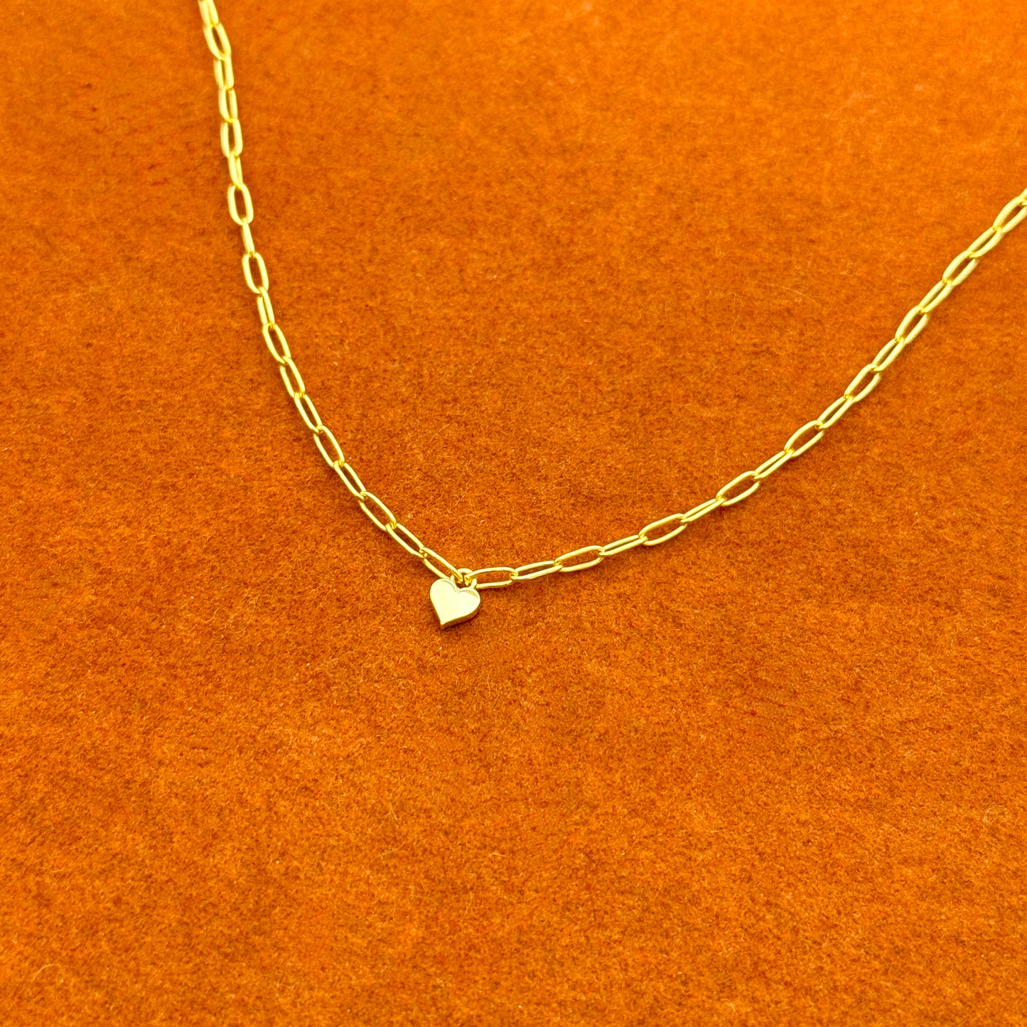 Collar con colgante de corazón diminuto y cadena con clip