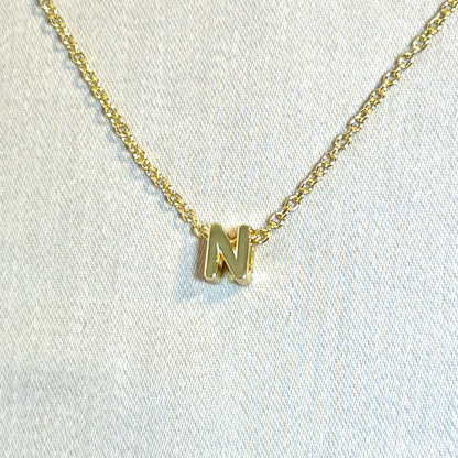 Collar con el alfabeto