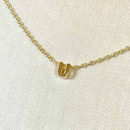 Collar con el alfabeto
