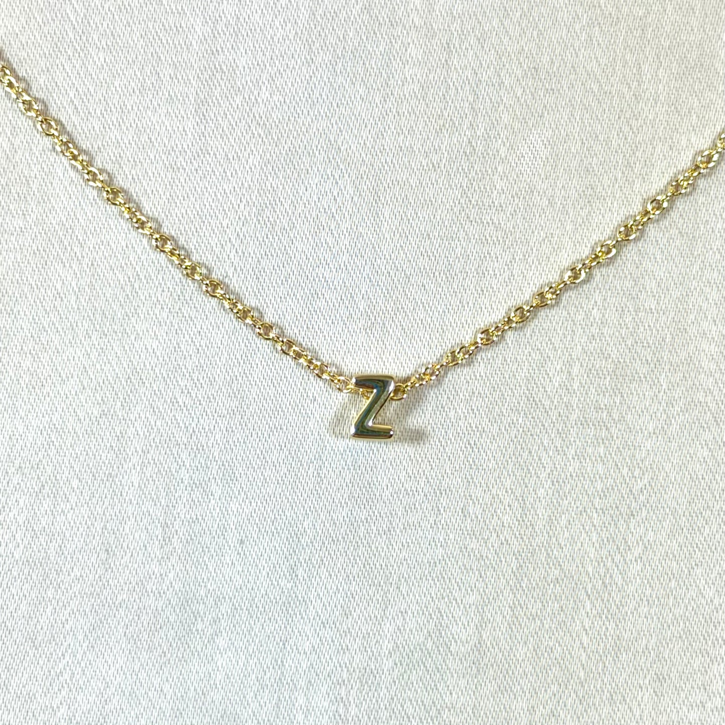Collar con el alfabeto