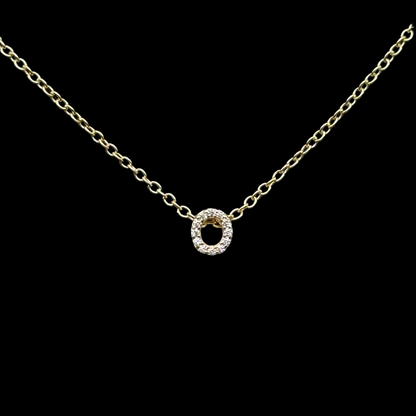 Collar con el alfabeto