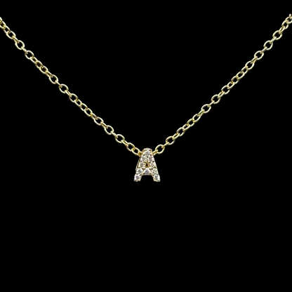 Collar con el alfabeto