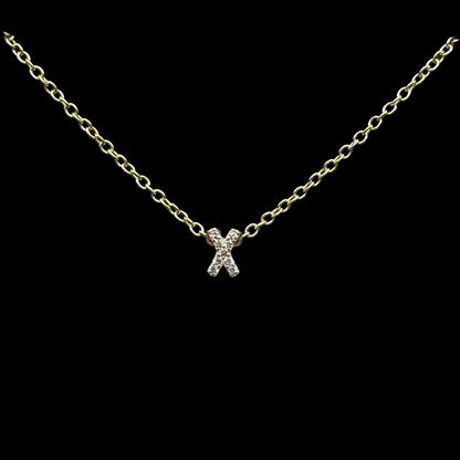 Collar con el alfabeto