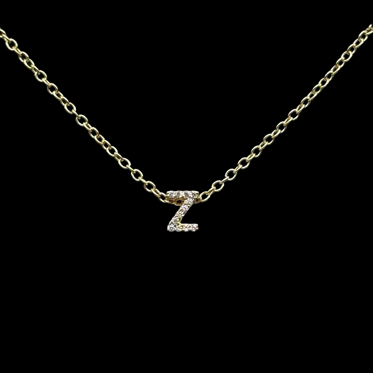 Collar con el alfabeto
